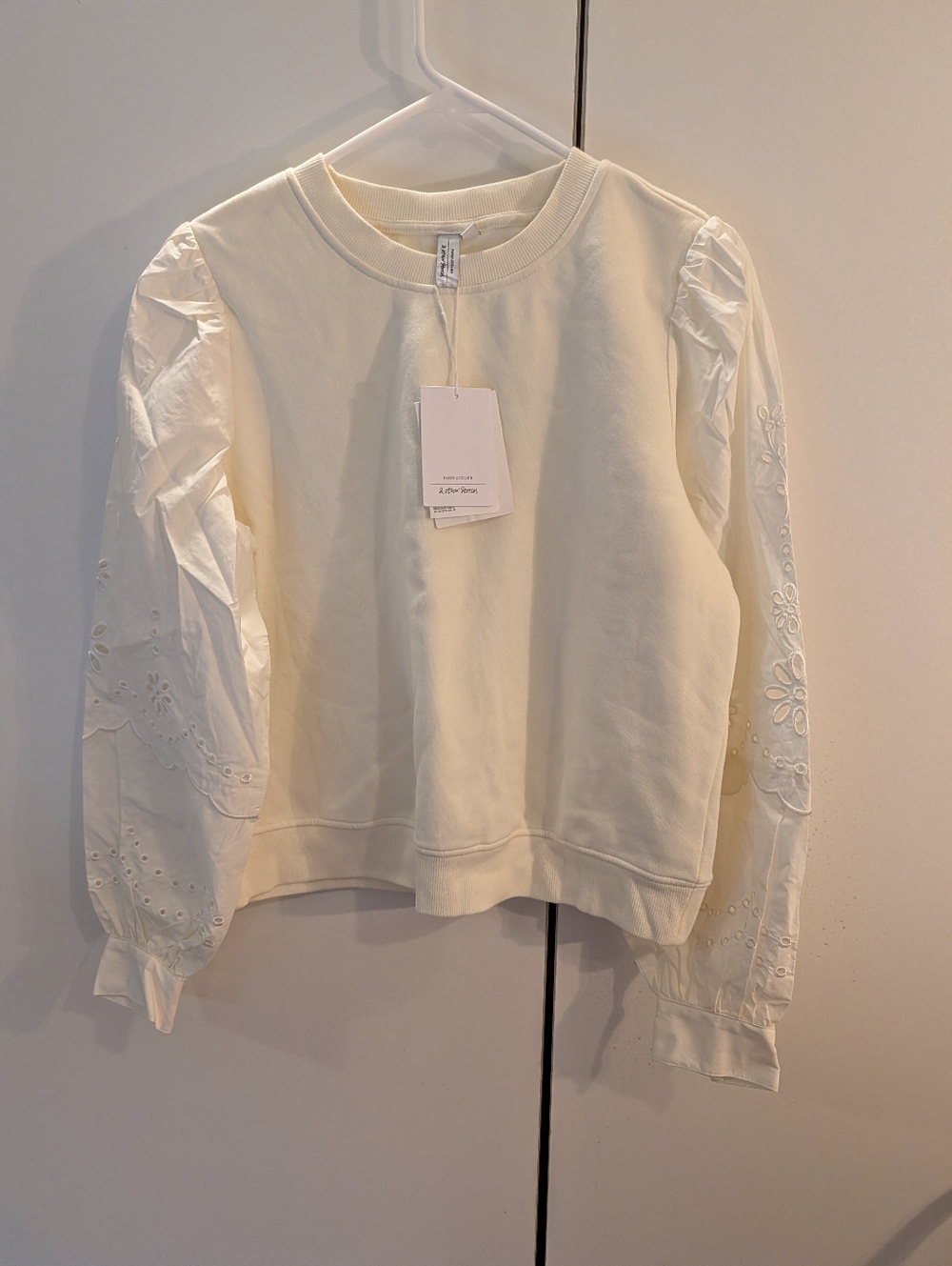 Paris Atelier Womans Medium Cream Eyelet Sleeve Sweatshirt NWT